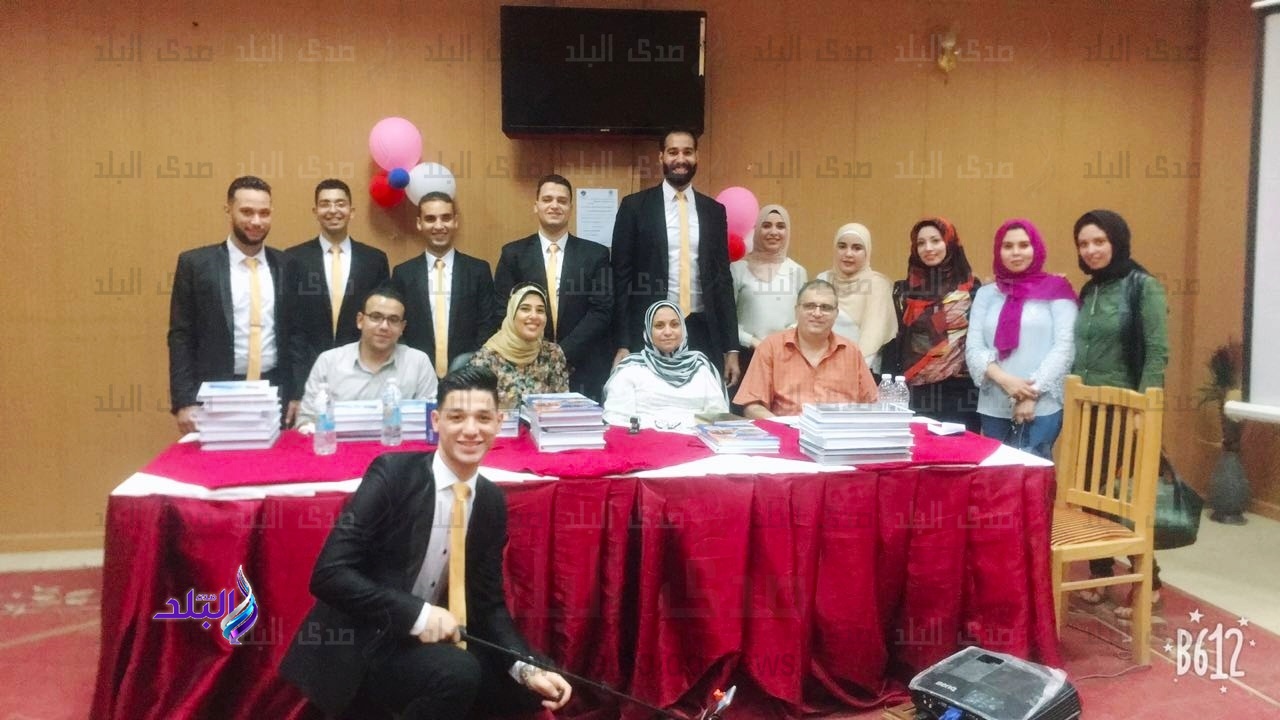 مناقشة مشروعات التخرج لتنشيط السياحة مناقشة مشروعات التخرج لتنشيط السياحة