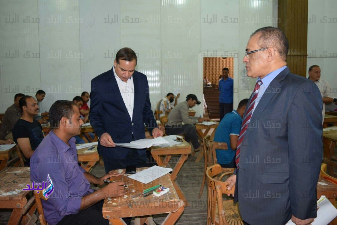 امتحانات التعليم المفتوح بجامعة سوهاج امتحانات التعليم المفتوح بجامعة سوهاج