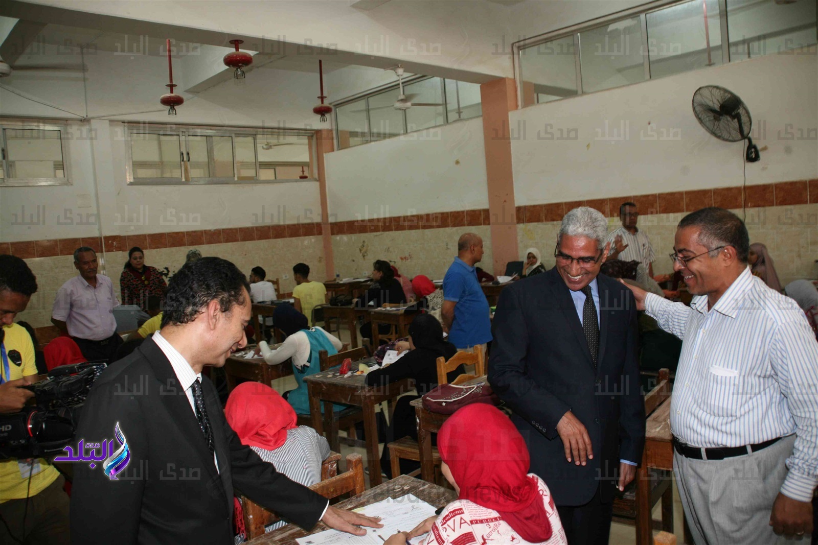 رئيس جامعة جنوب الوادي يتفقد اختبارات القدرات..صور رئيس جامعة جنوب الوادي يتفقد اختبارات القدرات..صور
