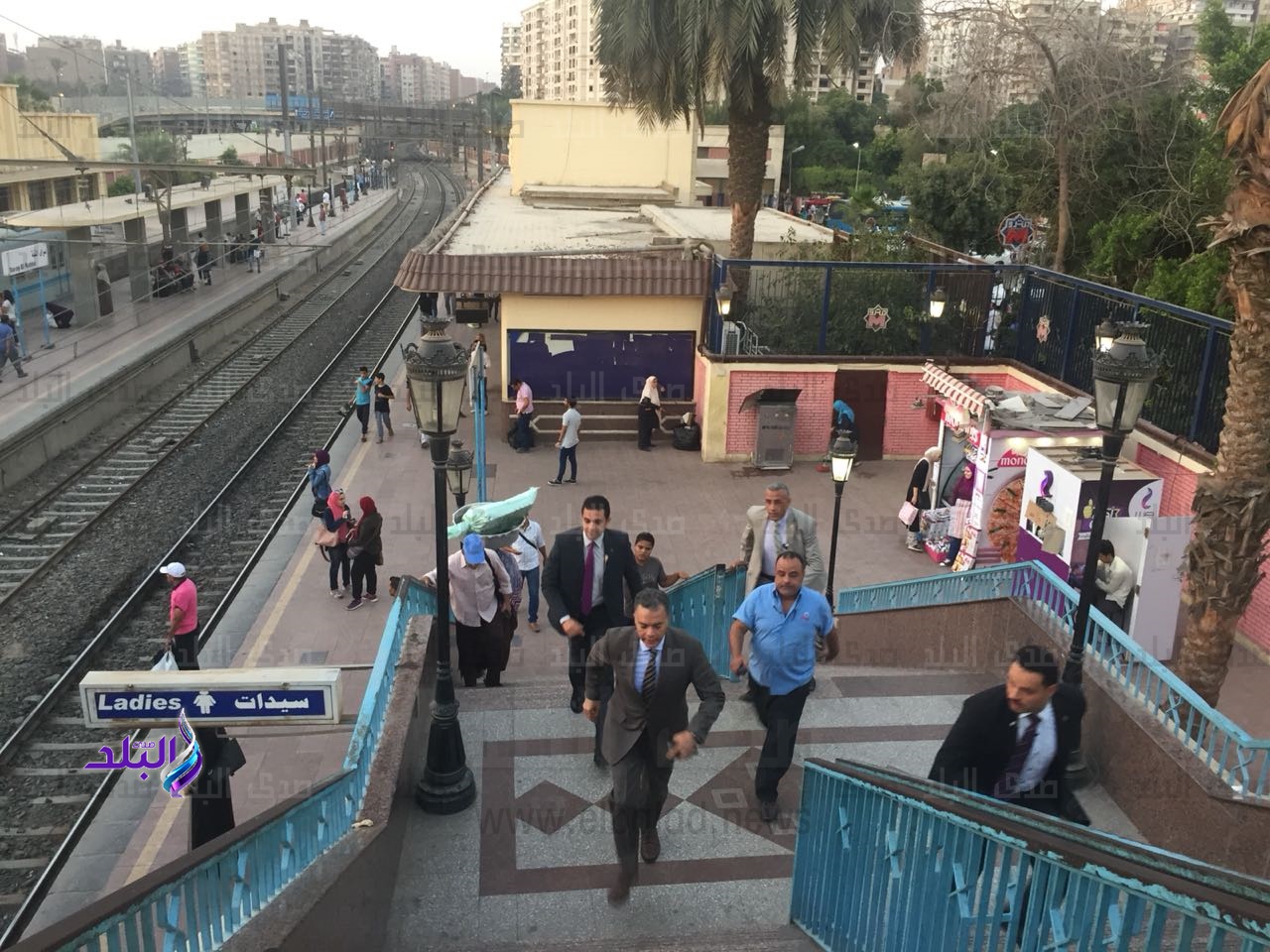 وزير النقل يتابع إجراءات تسهيل حركة الركاب بمحطة المرج