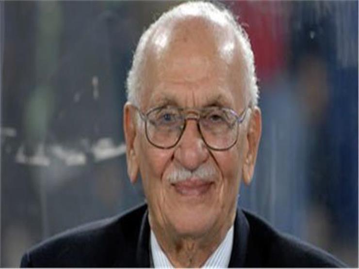 الراحل إبراهيم الجوينى رئيس النادى الاهالى الاسبق الراحل إبراهيم الجوينى رئيس النادى الاهالى الاسبق