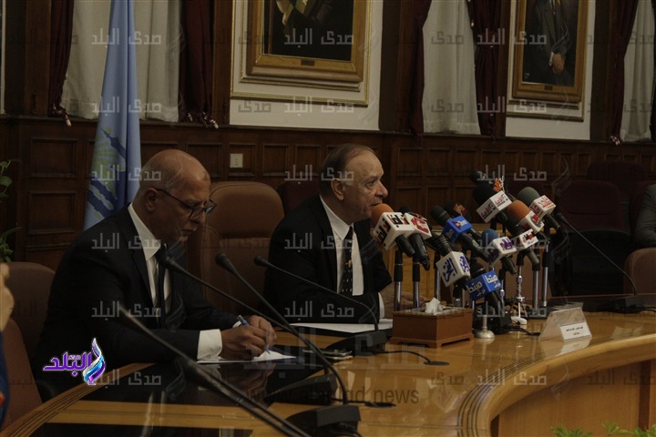 محافظ القاهرة المهندس عاطف عبد الحميد