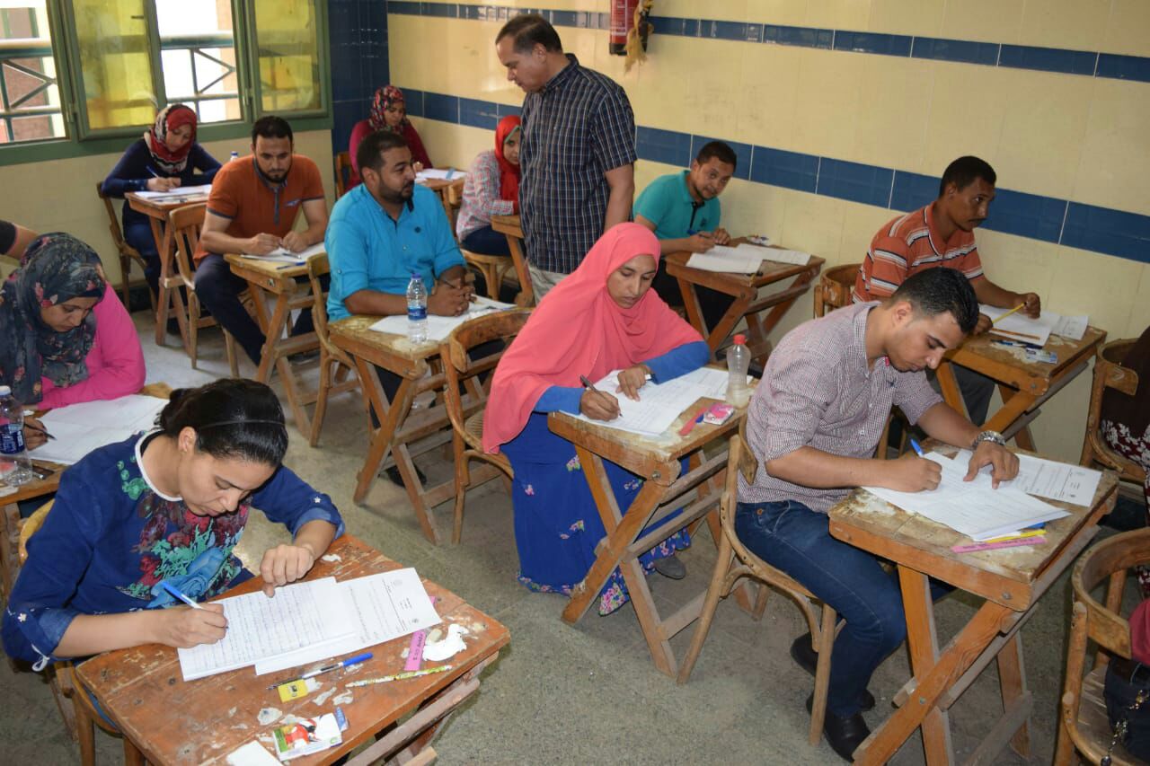 بدء امتحانات برنامج التجارة بالتعليم المفتوح بسوهاج