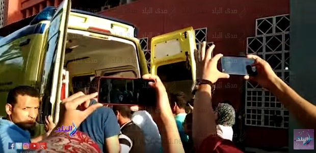 جانب من حريق مستشفي الحسين الجامعي