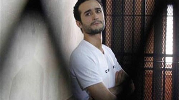 الناشط السياسى أحمد دومة