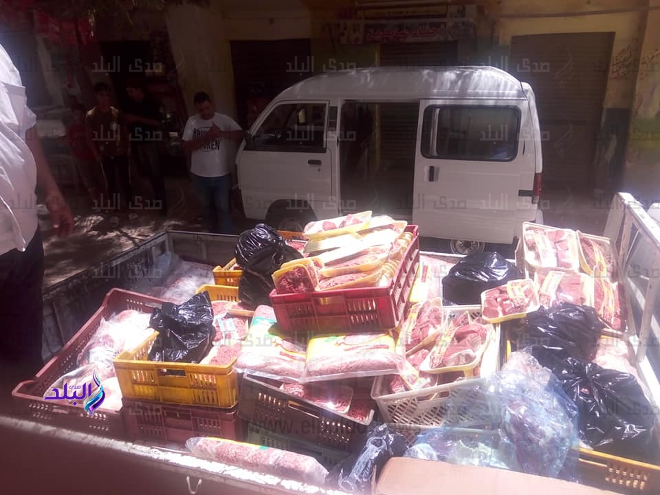 ضبط 450 كيلو لحوم فاسدة بالمعصرة ضبط 450 كيلو لحوم فاسدة بالمعصرة