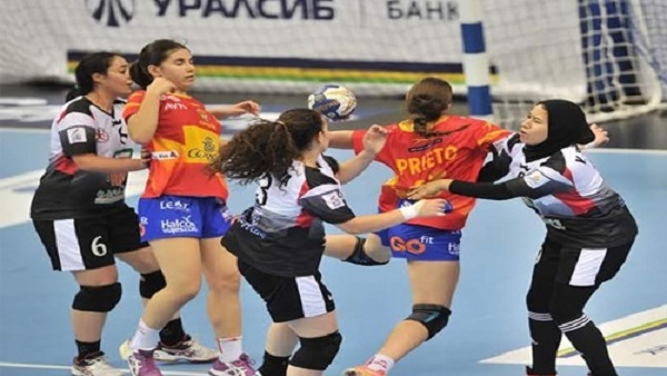 جانب من منافسات منتخب اليد بمونديال المجر 