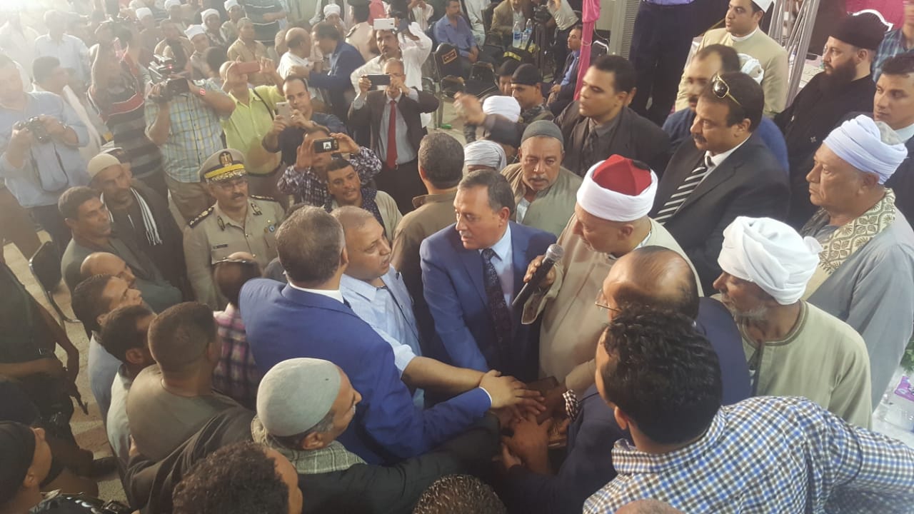 الصلح بين عائلتي