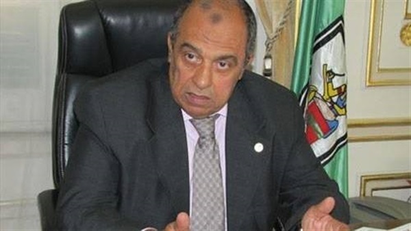  الدكتور عز الدين أبو ستيت وزير الزراعة 