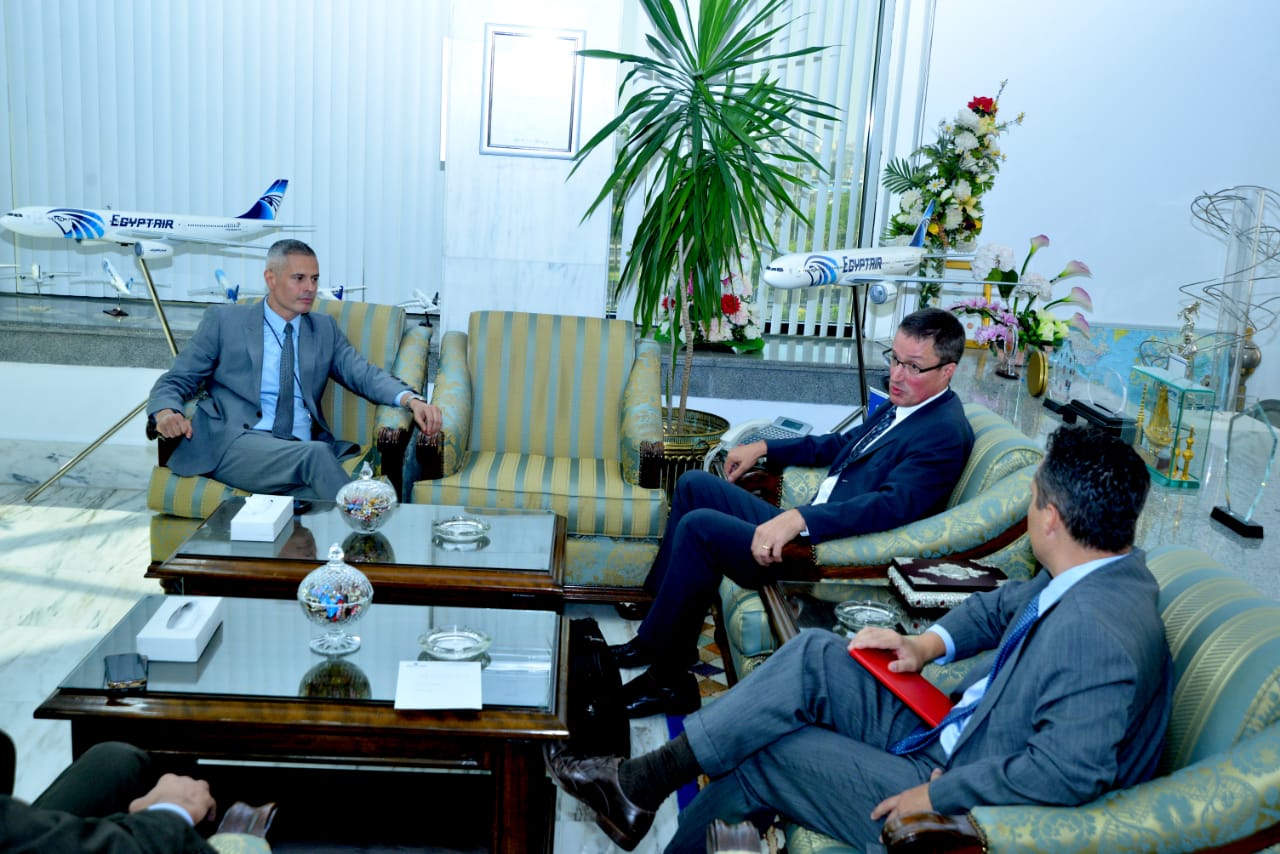 صورة من اللقاء