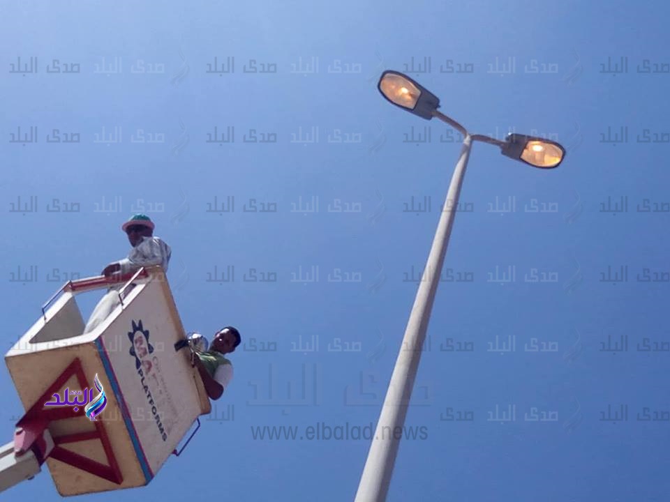 صيانة كشافات الإنارة