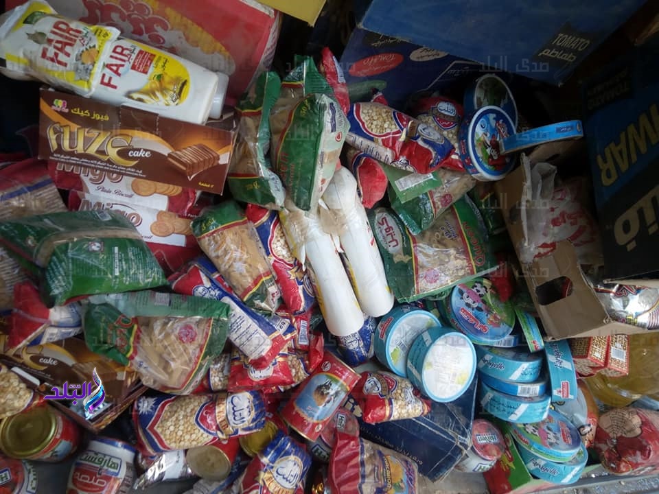 مواد غذائية منتهية الصلاحية مواد غذائية منتهية الصلاحية
