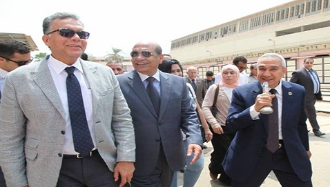 رئيس العربية للتصنيع ووزير النقل رئيس العربية للتصنيع ووزير النقل