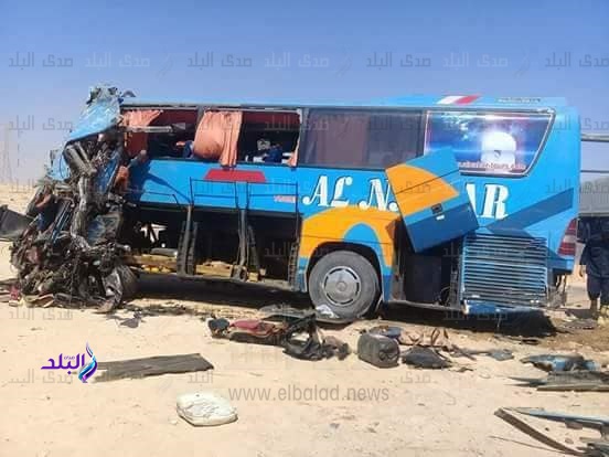 مصرع 10 أشخاص وإصابة 25 فى حادث أتوبيس سياحى بطريق مطروح