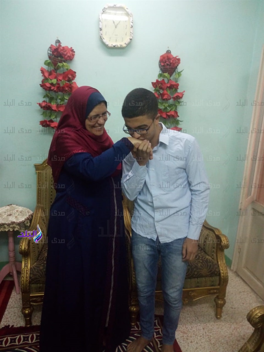 الأول مكرر علمي بالثانوية العامة 2018
