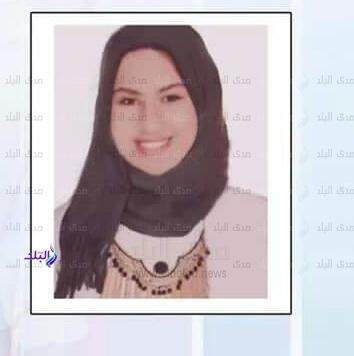 العاشرة على الثانوية أدبى : نفسى اصبح دكتورة بالجامعة العاشرة على الثانوية أدبى : نفسى اصبح دكتورة بالجامعة