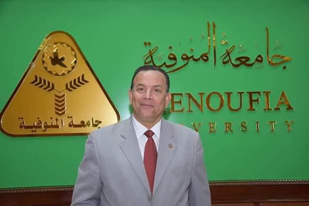 رئيس جامعة المنوفية يهنىء أوائل الثانوية العامة رئيس جامعة المنوفية يهنىء أوائل الثانوية العامة