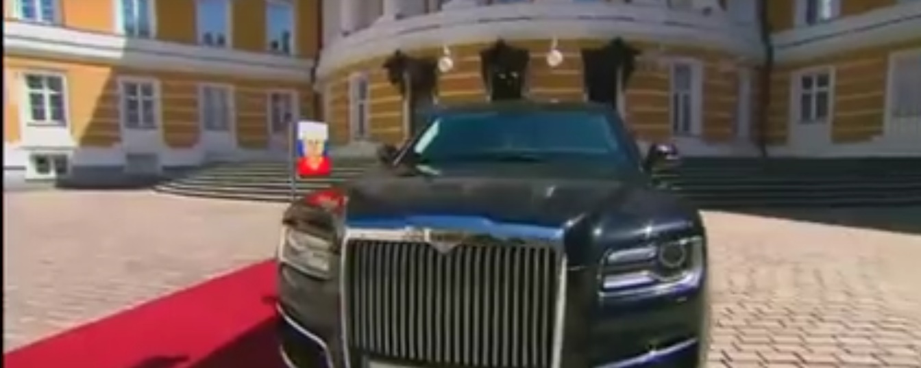 السيارة الرئاسية الروسية 