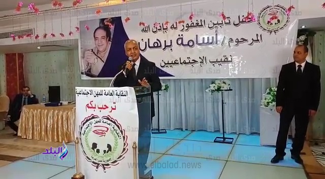 لكاتب الصحفي مصطفي بكري