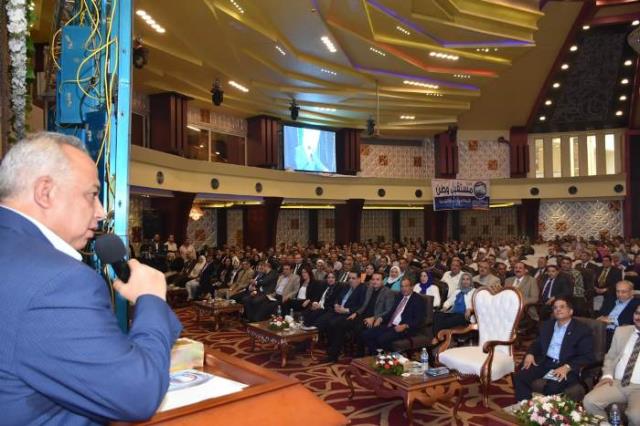 محافظ الشرقية:الرئيس السيسي تمكن من تثبيت أركان مؤسسات الدول