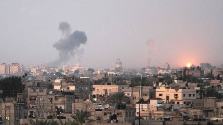 قصف إسرائيلي على غزة قصف إسرائيلي على غزة