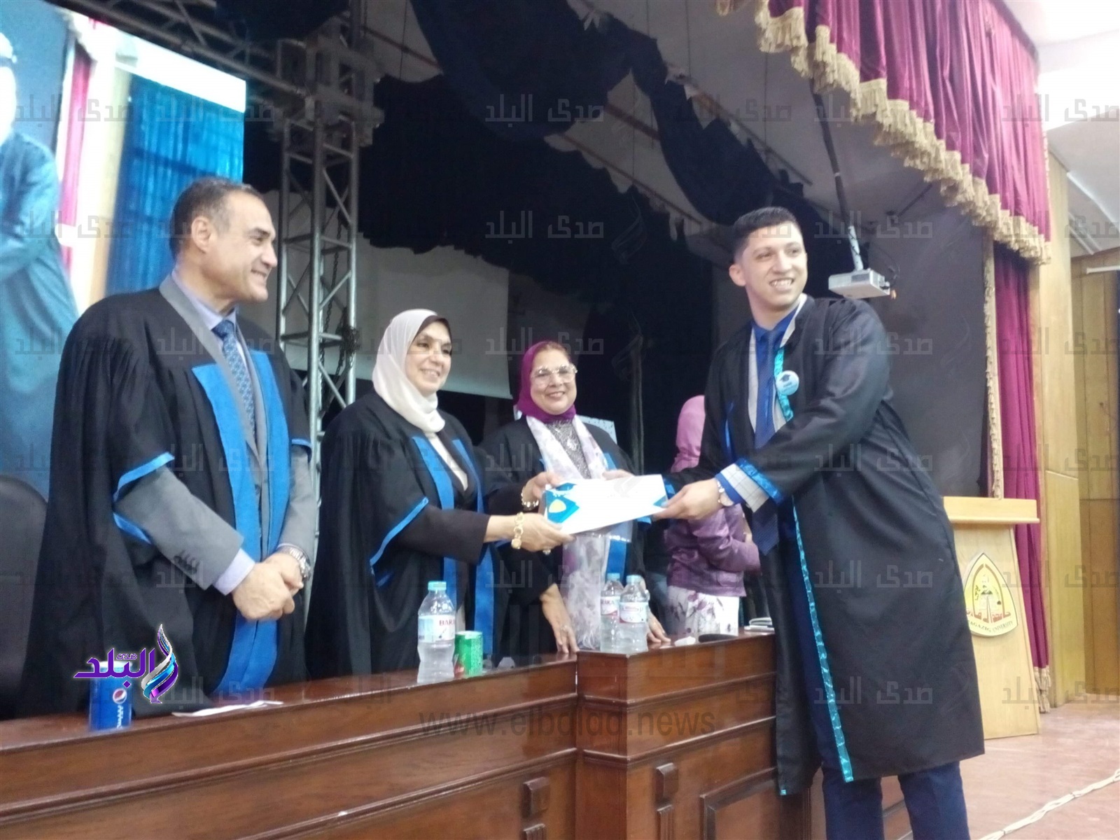 نائب رئيس جامعة الزقازيق تشهد حفل الخريجين نائب رئيس جامعة الزقازيق تشهد حفل الخريجين