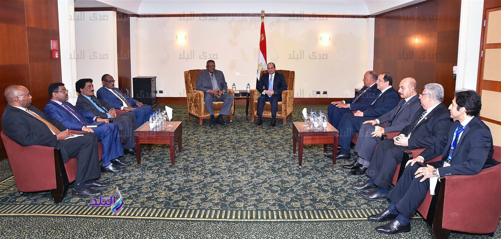 الرئيس السيسي مع نائب الرئيس السوداني الرئيس السيسي مع نائب الرئيس السوداني