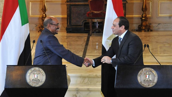 الرئيس السيسي والرئيس عمر البشير