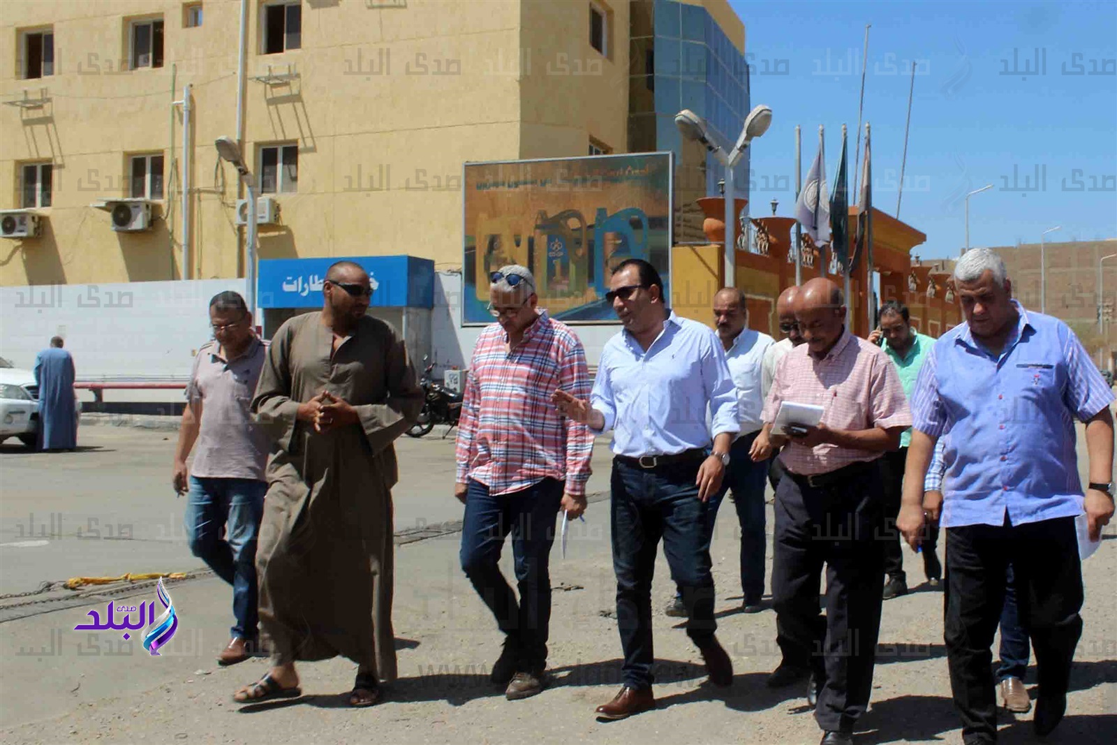 محافظ الاقصر يتابع اعمال التطوير والتجميل بالمدينة...صور