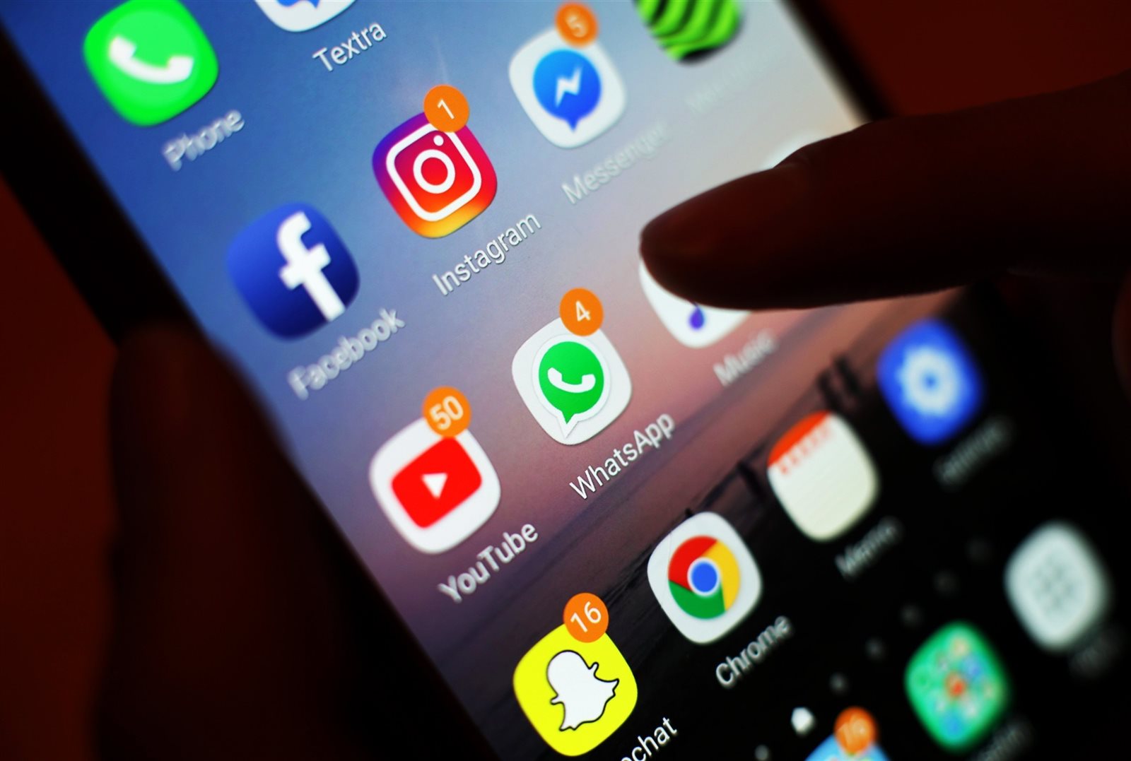 تطبيقات التواصل الاجتماعي تطبيقات التواصل الاجتماعي