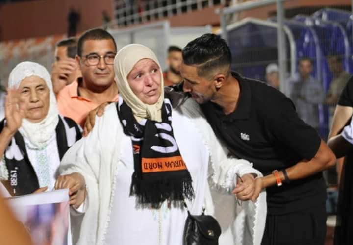 جلس المصري يوجه الدعوة لوالدة لاعب المغرب جلس المصري يوجه الدعوة لوالدة لاعب المغرب