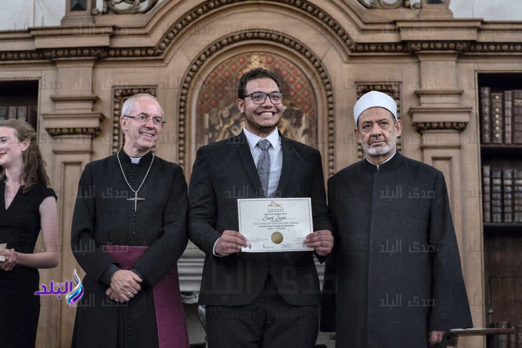 طالب بالأزهر من لندن: أوافق على عقد منتدى السلام باستمرار