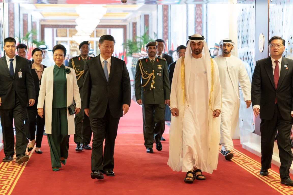 الرئيس الصيني ومحمد بن زايد في الإمارات