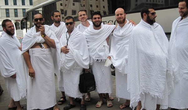 إحرام المصريين العاملين بمكة إحرام المصريين العاملين بمكة
