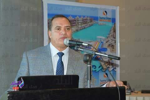 الدكتور احمد عزيز عبد المنعم رئيس جامعة سوهاج