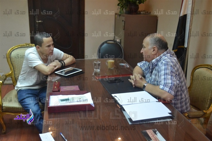 نقيب الاجتماعيين ومحرر صدي البلد