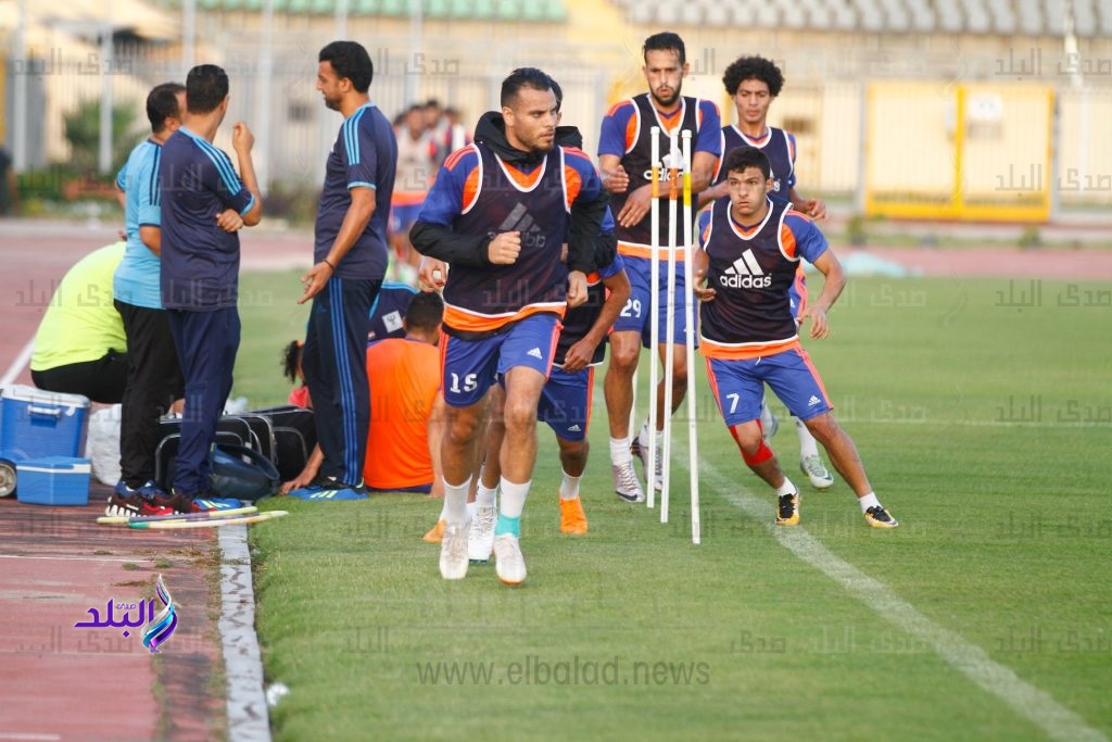  أحمد جمعة مهاجم المصري 