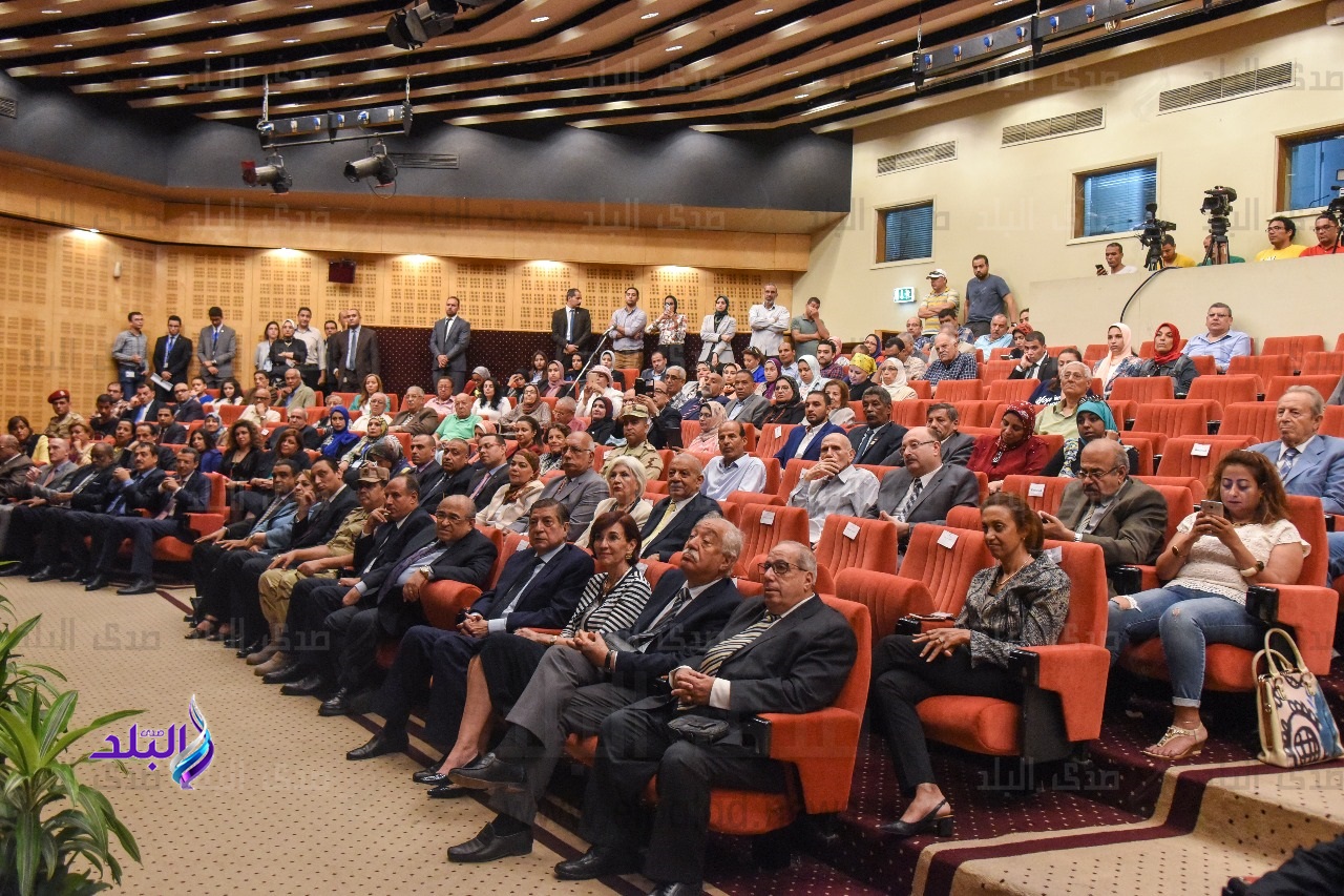 جلسة حوارية في احتفالية مئوية الزعيم جمال عبد الناصر