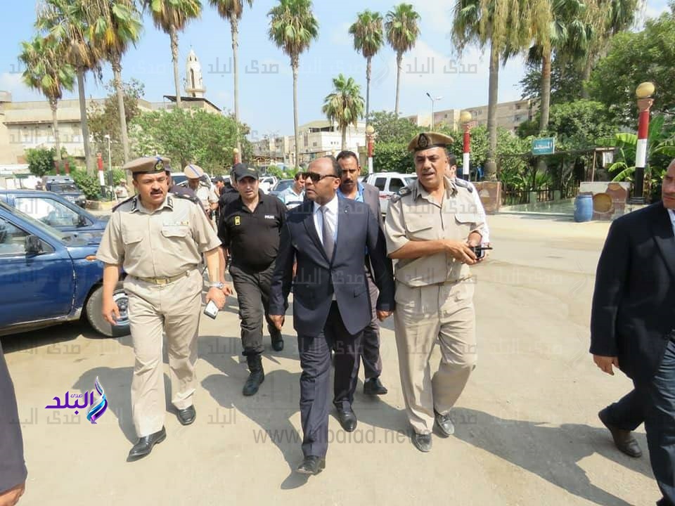 اللواء طارق حسونة خلال جولته  اللواء طارق حسونة خلال جولته
