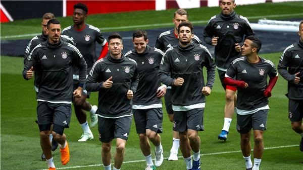 البولندي روبرت ليفاندوفسكي مهاجم بايرن ميونخ