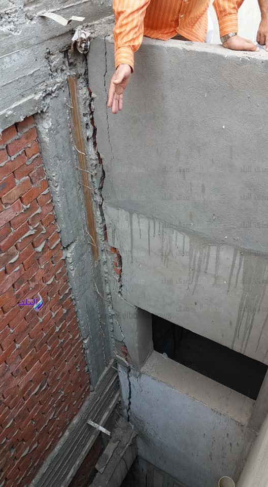 تصدع برج سكني مكون من 12 طابق بالمحلة