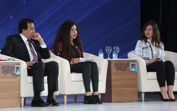 غادة والي مصممة الجرافيك غادة والي مصممة الجرافيك
