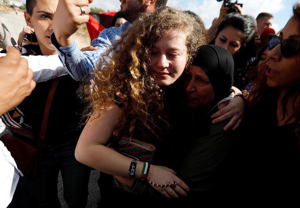 الفتاة الفلسطينية عهد التميمي