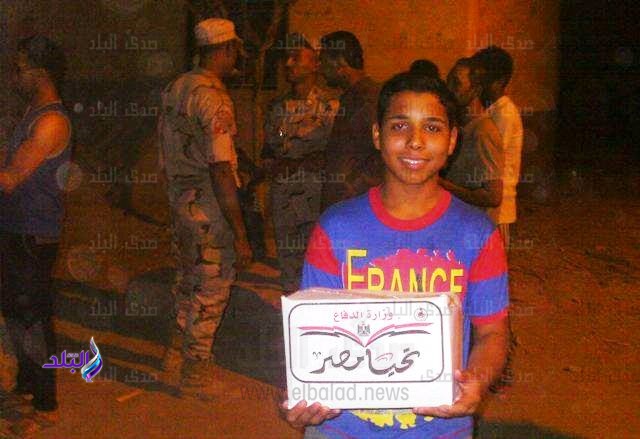 توزيع 4000 كرتونة دعما من القوات المسلحة بالبلينا