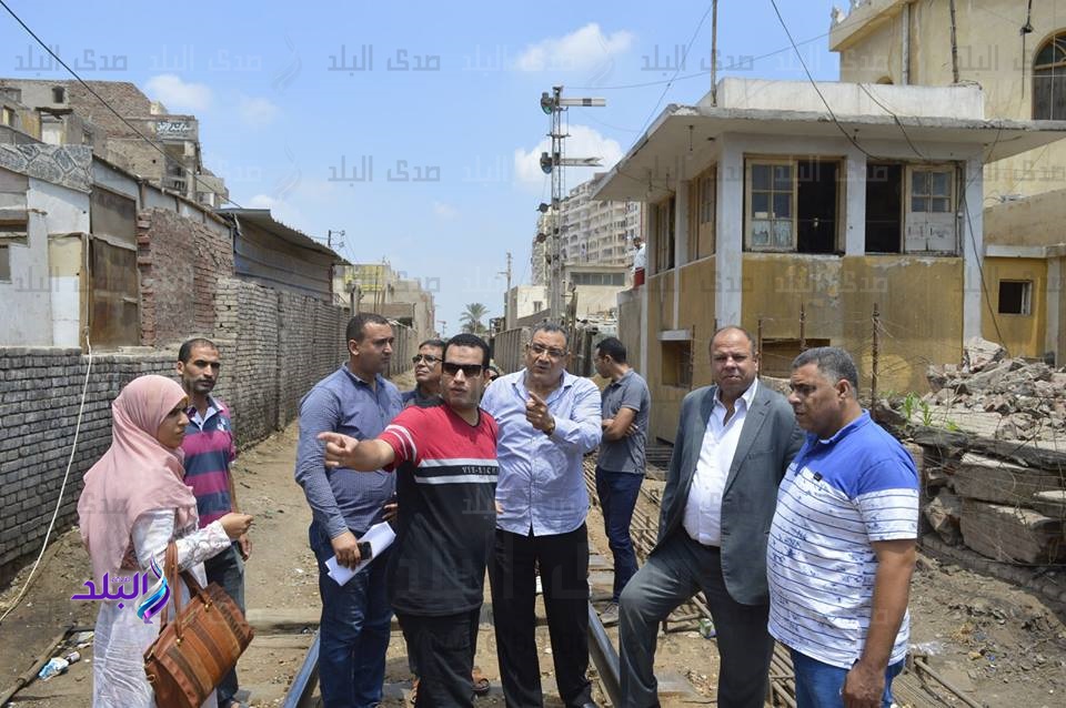 لجنة من وزارة النقل تبحث تطوير المزلقان الوسطاني