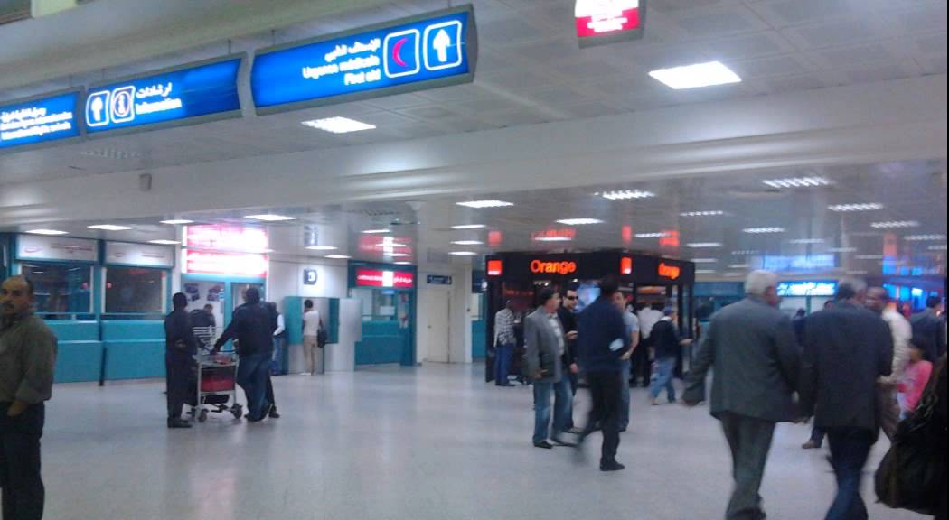 إضراب لعمال المطارات إضراب لعمال المطارات
