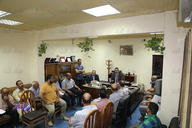 سكرتير عام المنوفية يلتقي العاملين بمشروع النقل الداخلي سكرتير عام المنوفية يلتقي العاملين بمشروع النقل الداخلي
