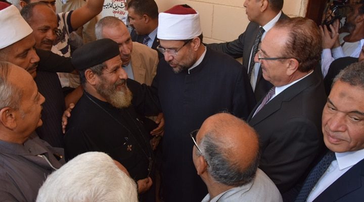 القس القادس يشارك في افتتاح مسجد
