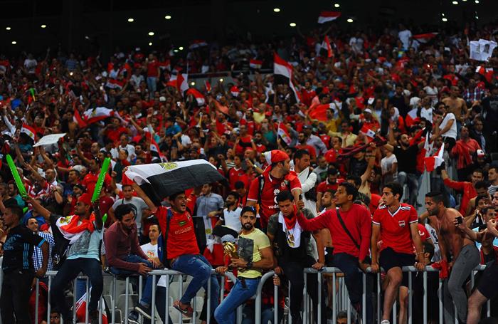 الجماهير فى المدرجات الجماهير فى المدرجات