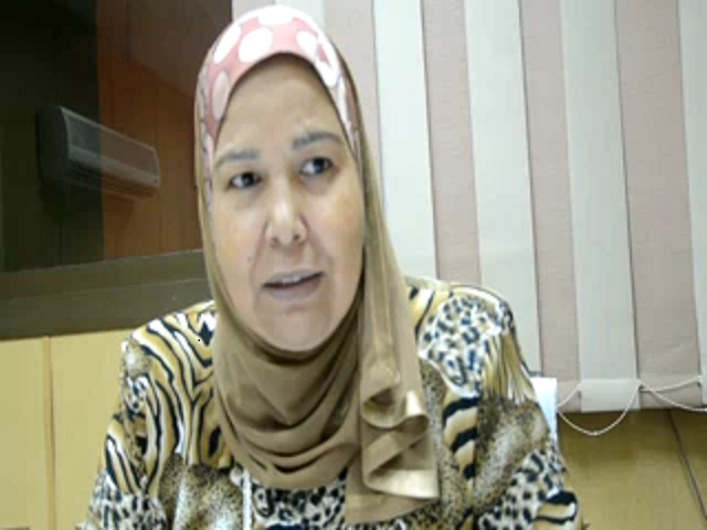 سيدة مشرف وكيل وزارة الصحة بالوادى الجديد